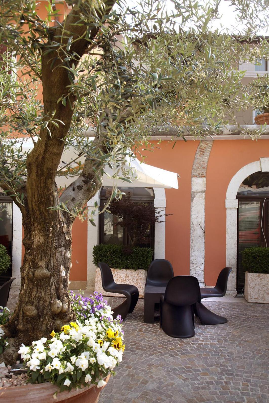 Corte San Luca Apartments Bardolino Exterior foto